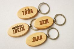 Klíčenky se jmeny a vlastním textem