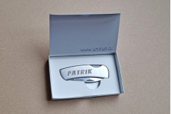 nůž se jménem Patrik