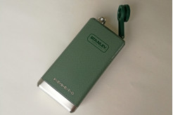 placatka-s-logem-reseto